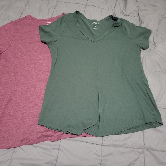 torrid Tops - Torrid Green and Pink V-Neck T-Shirts